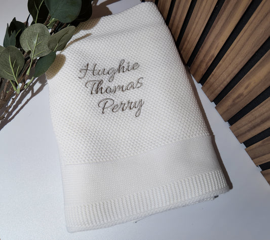 Personalised Baby Blanket – Embroidered Name or Initial